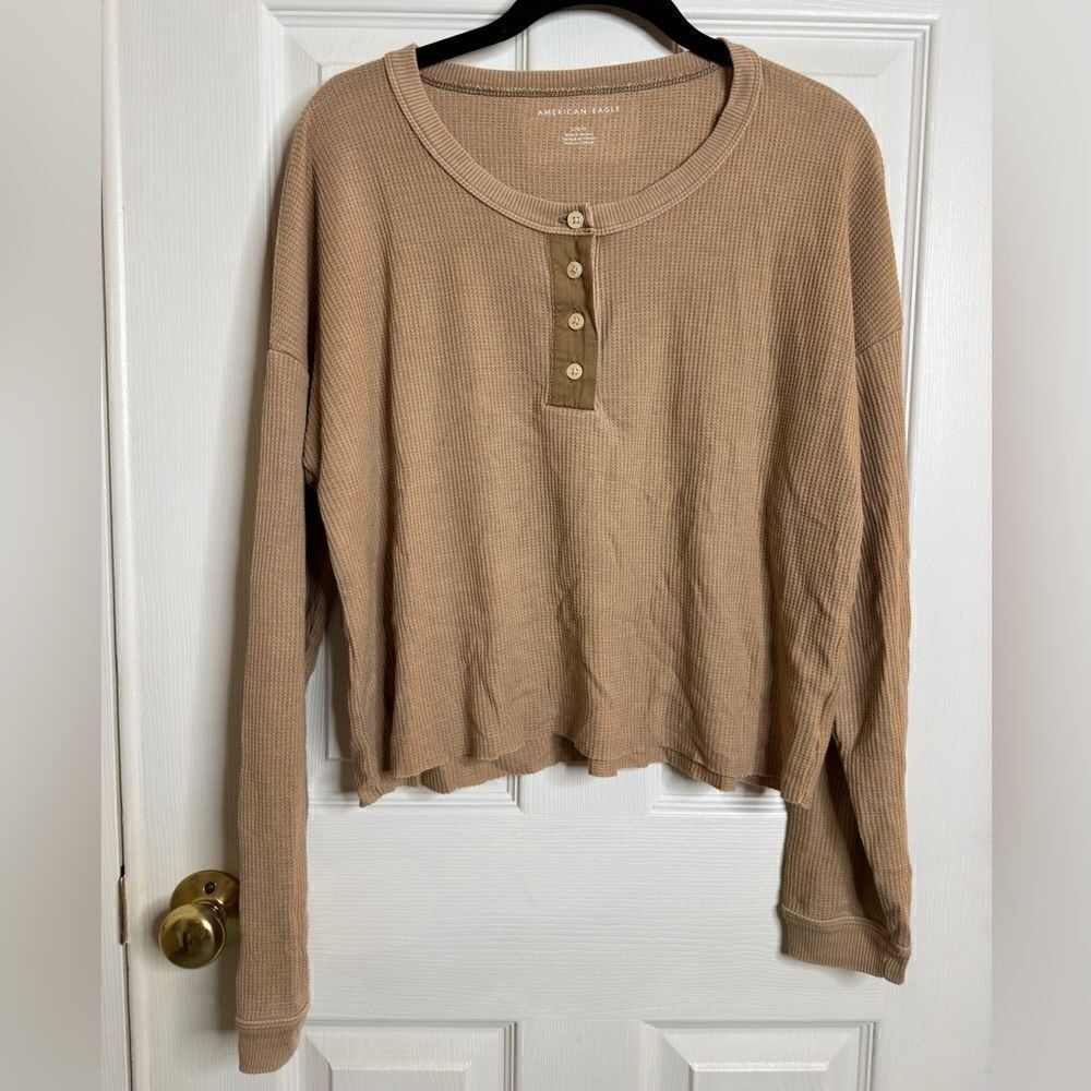 American Eagle | Cropped Thermal Henley Long Sleeve Top Size Large
